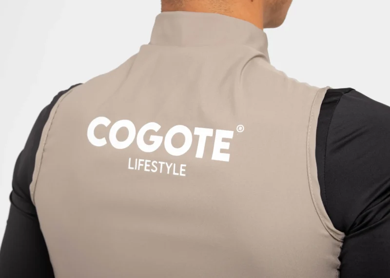 CHALECO CG PRO HOMBRE BEIGE