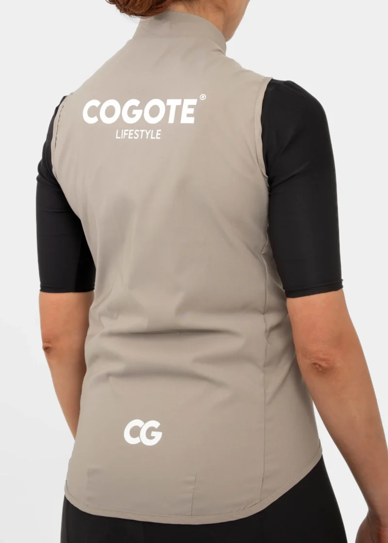 CHALECO CG PRO MUJER BEIGE
