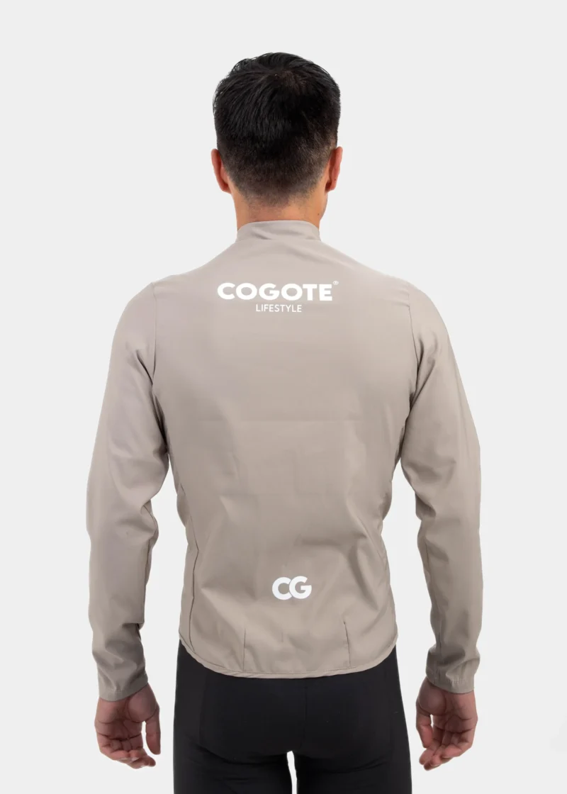 CHAQUETA-CG-PRO-HOMBRE-BEIGE